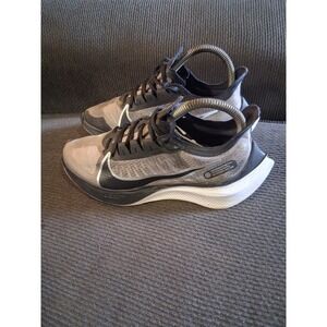 Nike Zoom Gravity Womens Size 7 Gray Black Athletic Running Shoes Sneakers